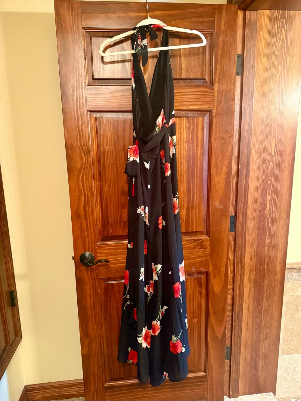 Leith Black Halter Maxi Dress with Red Floral Print - Picture 8 of 8